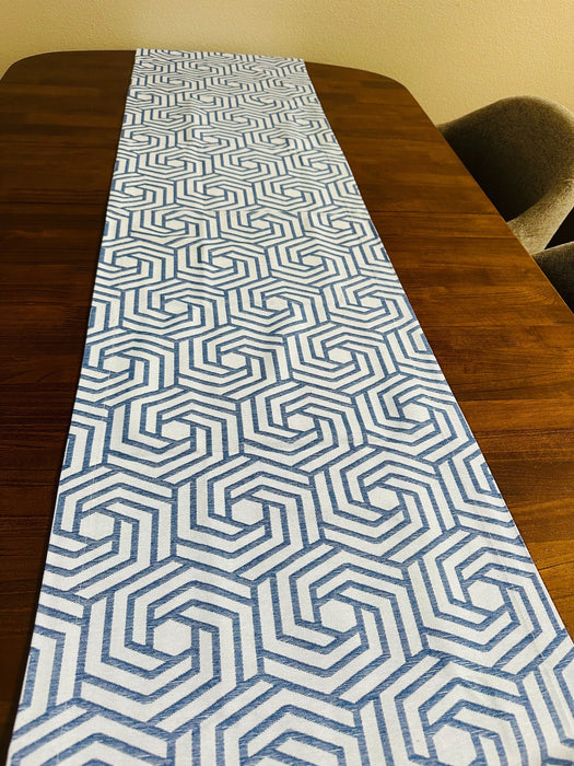 Modern Geometric Table Runner - FineFamilyGoodsRed