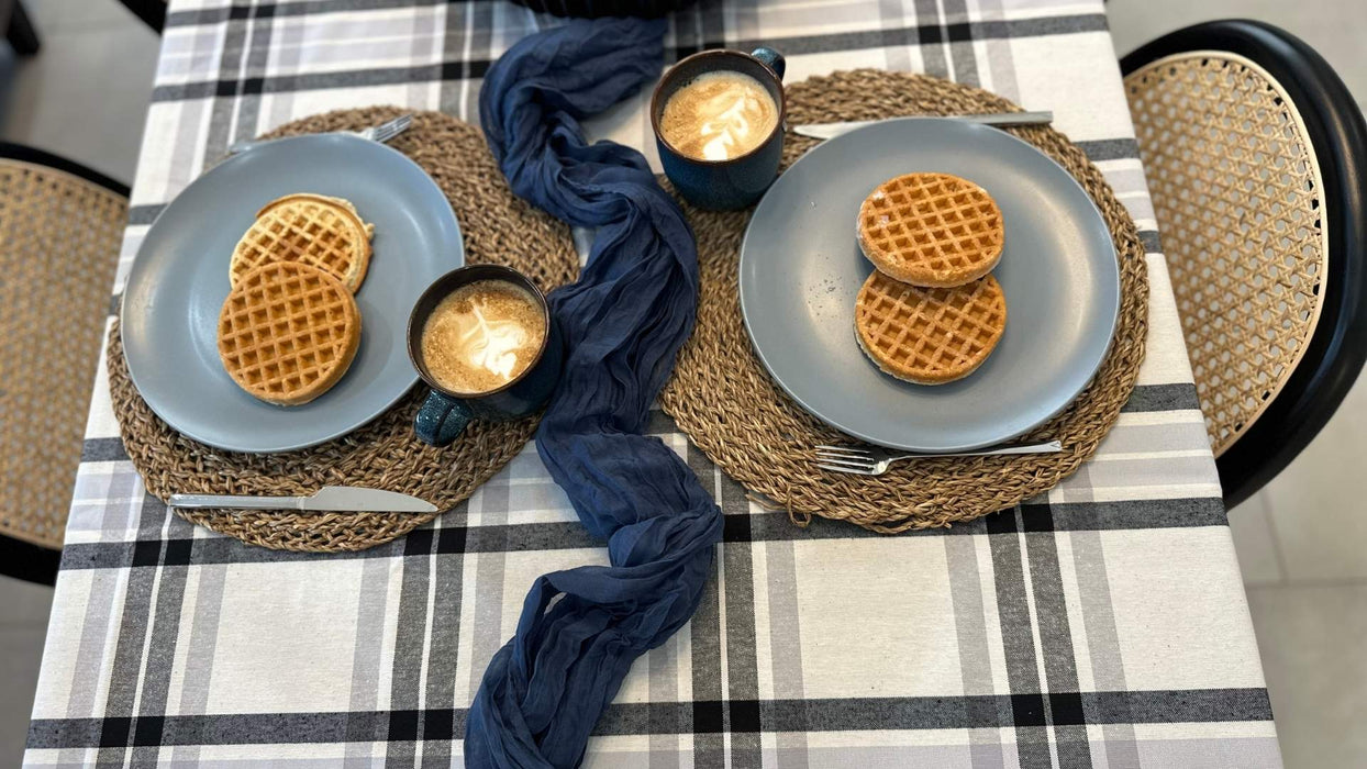 Tablecloth Scotch - Black & White - FineFamilyGoods