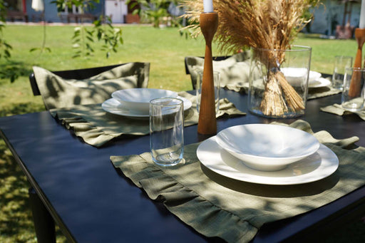 Placemat Capri with Ruffle- Olive - FineFamilyGoods
