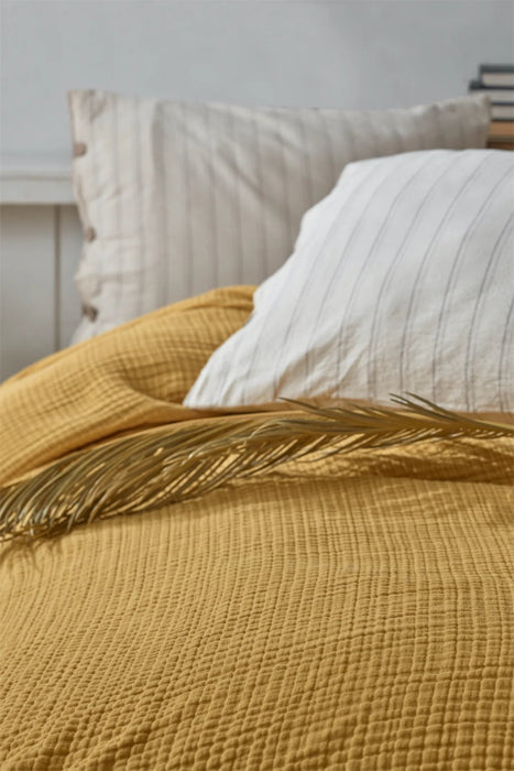 Yellow Muslin Throw Blanket - FineFamilyGoods