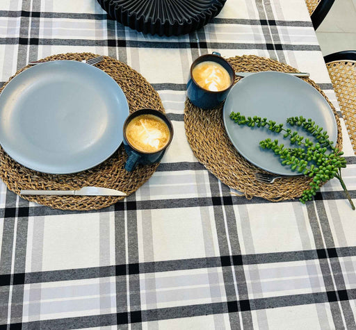 Tablecloth Scotch - Black & White - FineFamilyGoods