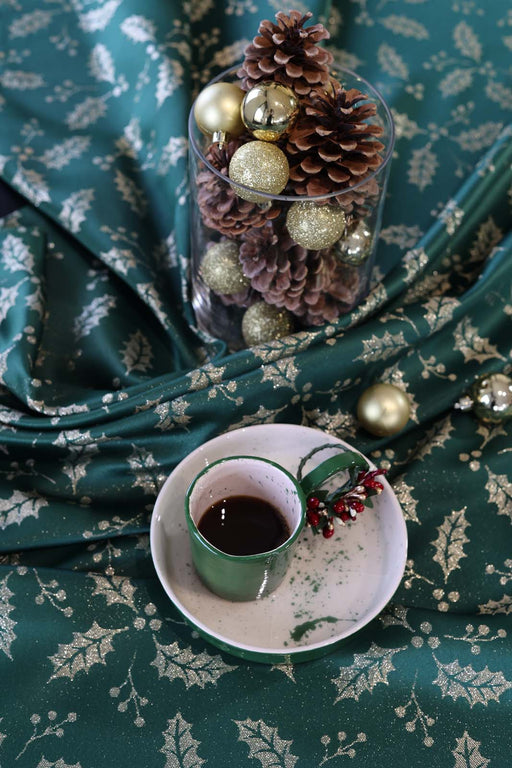 Jacquard Christmas Holly Berry Plant Tablecloth- Green & Gold - FineFamilyGoods59"x 94"