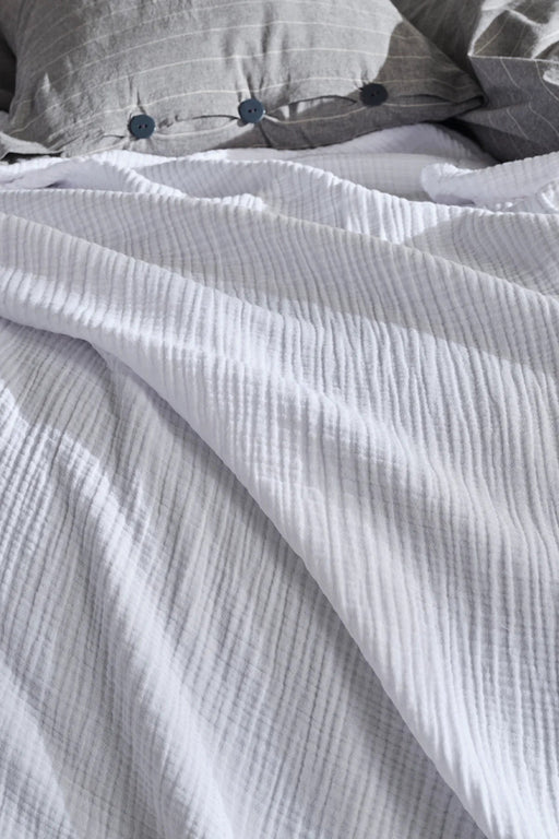 White Muslin Throw Blanket - FineFamilyGoods